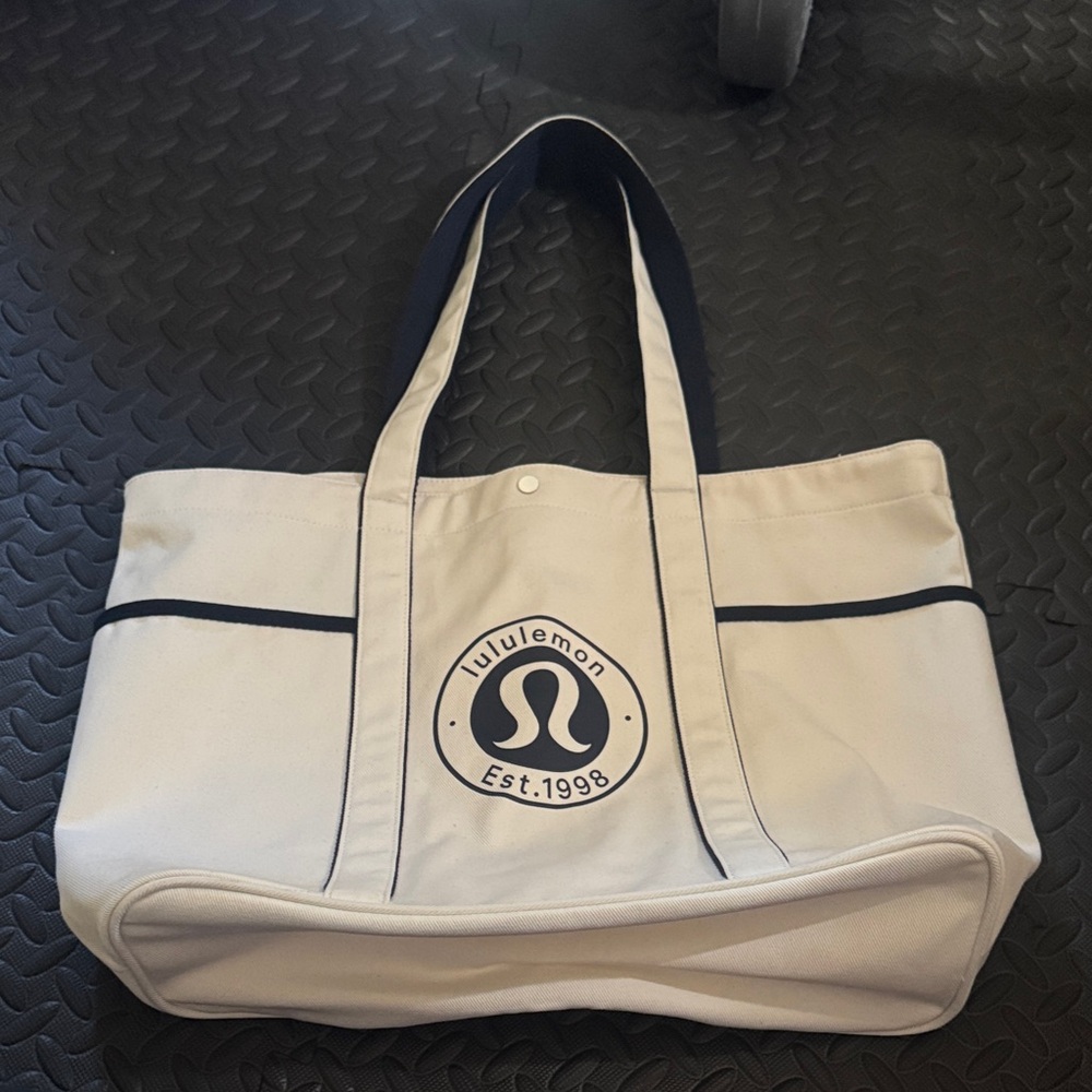 Lululemon Tote Bag